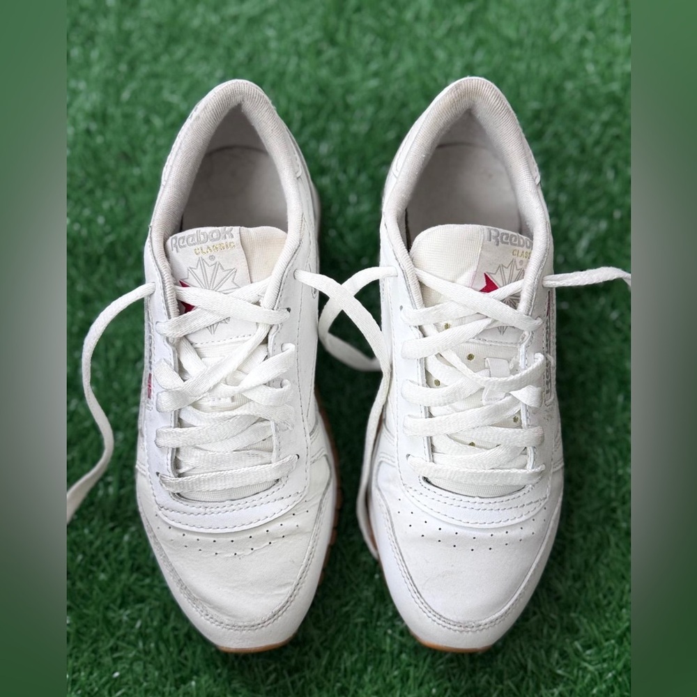 Reebok Classic Leather
Footwear White Gum Size 5